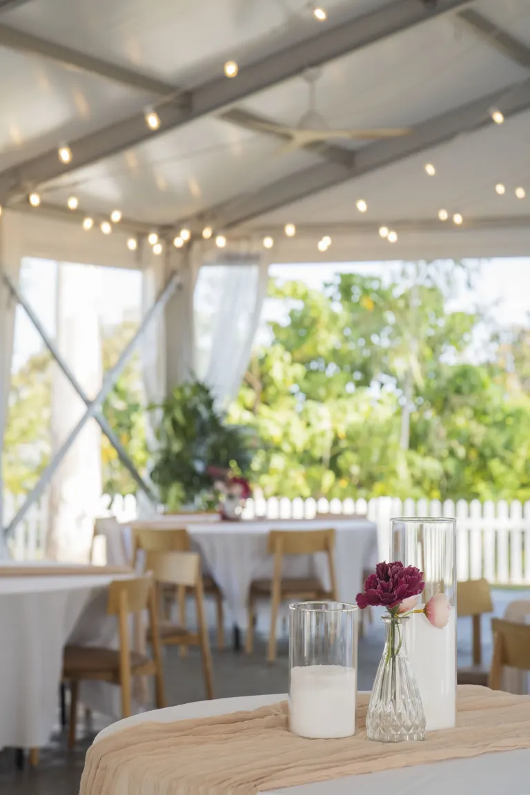 Weddings at the Grand View Hotel by Elope Brisbane18