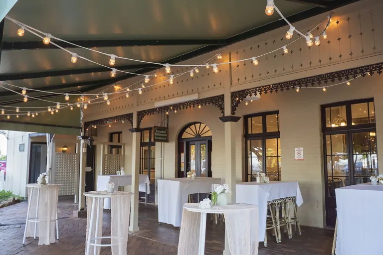 Weddings at the Grand View Hotel by Elope Brisbane21