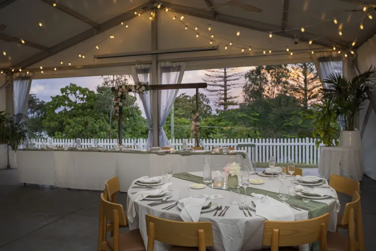 Weddings at the Grand View Hotel by Elope Brisbane23